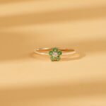 18K Solid Gold Emerald and Natural Diamond Flower Ring - Image 6