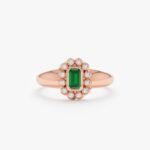14K Solid Gold Emerald and Natural Diamond Vintage Ring - Image 5