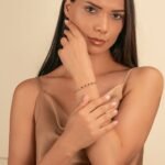 18k Solid Gold Garnet & Diamond Eternity Bracelet - Image 3