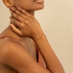 18k Solid Gold Single Sapphire Diamond Eye Bracelet - Image 5