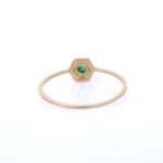18K Solid Gold Emerald Birthstone Ring - Image 4