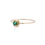18K Solid Gold Emerald Birthstone Ring - Image 3