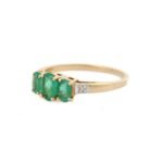 18K Solid Gold Emerald Ring - Image 3