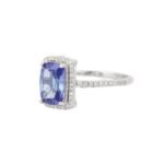 14K Solid Gold Tanzanite Ring - Image 3