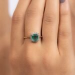 18K Solid Gold Emerald Ring - Image 8