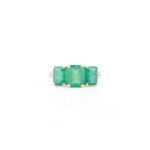 18K Solid Gold Trillion Emerald Diamond Wedding Ring