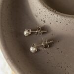 14K Solid Gold Raindrop Pearl Onyx Studs Earring - Image 6