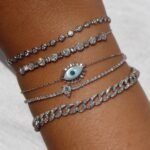 18k Gold Round Baguette Diamond Bracelet - Image 3