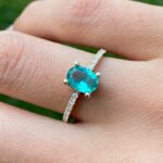 18K Solid Gold Emerald Oval Solitaire