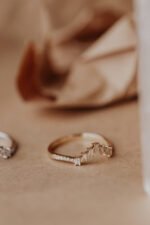 Baguette Diamond V Tracer with Pave Diamond Band - Image 2