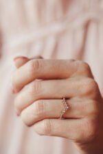 Baguette Diamond V Tracer with Pave Diamond Band - Image 7