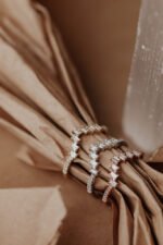 Baguette Diamond V Tracer with Pave Diamond Band - Image 6