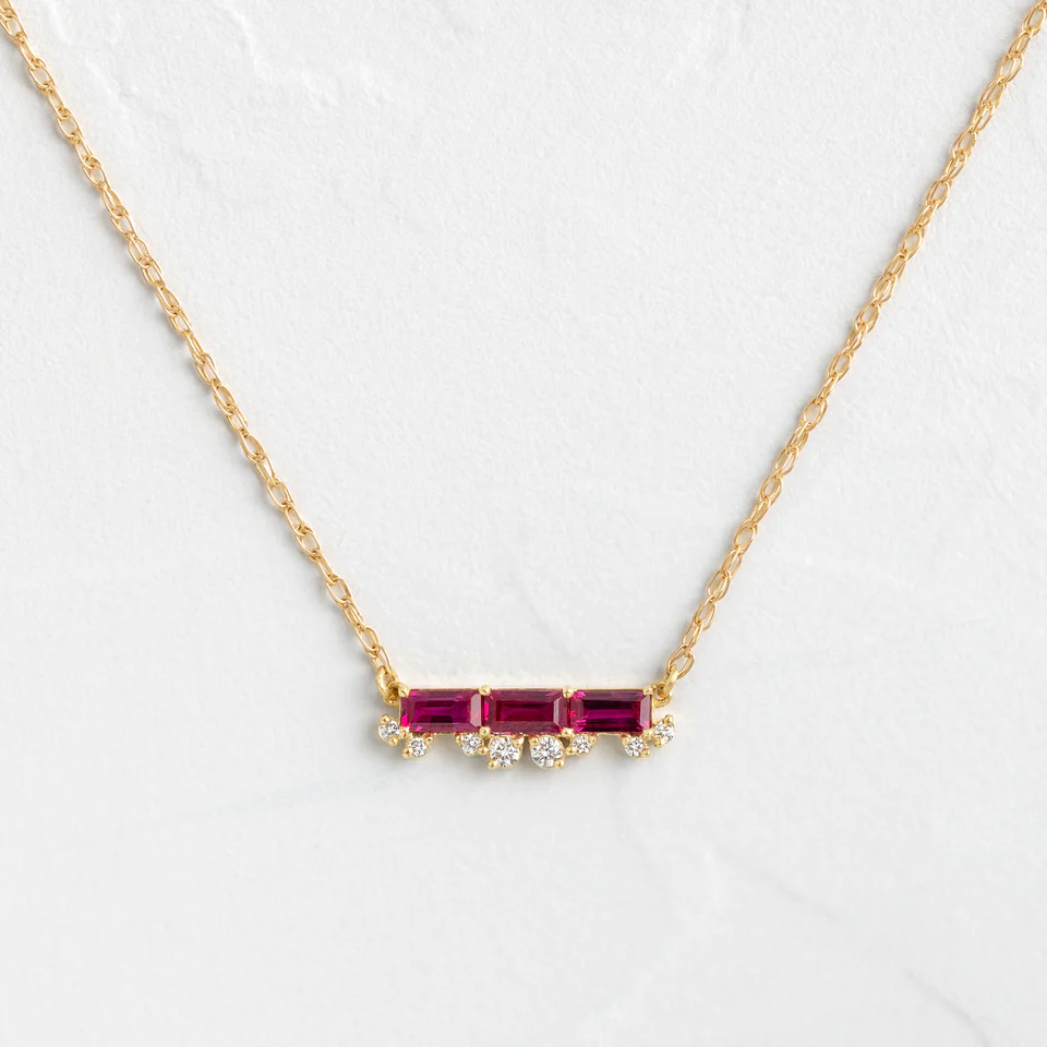 400548_43159c51b30a4ee5b5e5ed37fd37bcf6mv2.webp 18k Solid Gold Ruby Fringe Necklace - Image 1