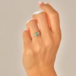 18K Solid Gold Emerald Oval Solitaire - Image 2