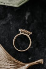 The Ray 1.11 ct Oval Moissanite Diamond Ring 14 Karat Gold - Image 4