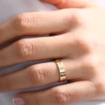 18k Gold Starburst Natural Diamond Signet Ring - Image 2