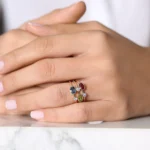 14K Solid Gold Oval Peridot and Diamond Ring - Image 7