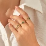 18K Solid Gold Triangle Agate Ring - Image 4