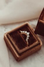 0.35 ct Starburst Natural Diamond Tracer Band - Image 2