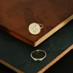 18K Solid Gold Emerald Baguette Band Ring - Image 6