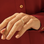 密鑲天然鑽石波浪戒指 | 純金結婚戒指 | 極簡鋸齒形戒指