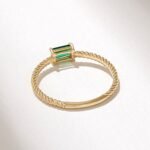 18K Solid Gold Baguette Emerald Twist Ring - Image 7
