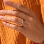 圓形交替天然鑽石戒指 | 1.30毫米纖細結婚戒指 | 微型天然鑽石戒指